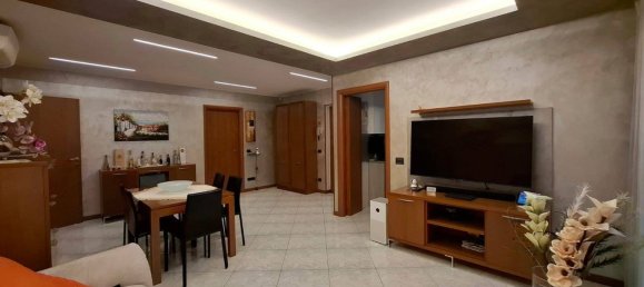 4 bedrooms Apartment in Orio al Serio, Italy No. 360488 2