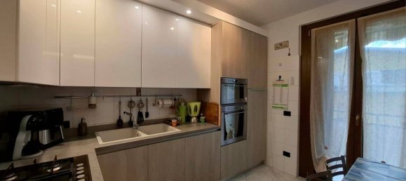 4 bedrooms Apartment in Orio al Serio, Italy No. 360488 4