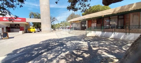 Propriété commerciale à Quarteira, Portugal 17m² No. 41354 6