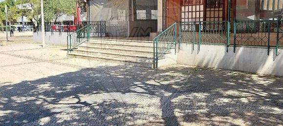 Propriété commerciale à Quarteira, Portugal 17m² No. 41354 11