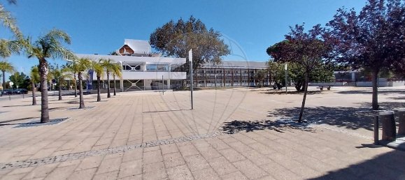 Propriété commerciale à Quarteira, Portugal 17m² No. 41354 8