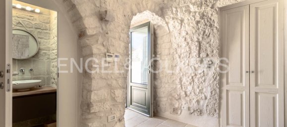 Дом с 3 спальнями в Монополи, Италия № 125687 42