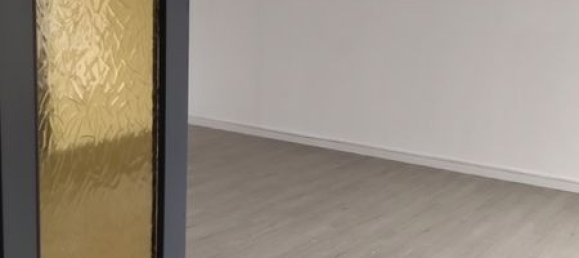 Casa de 4 dormitorios en Angouleme, France No. 320168 2