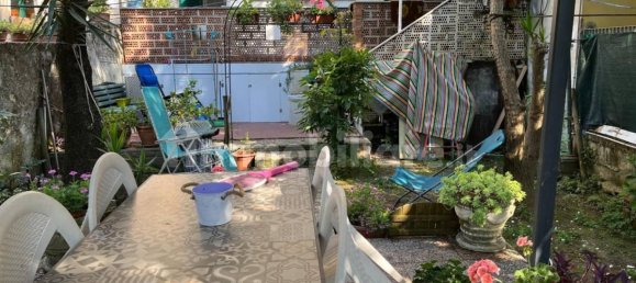 2 Schlafzimmer Haus in Carrara, Italy, Nr. 35713 3