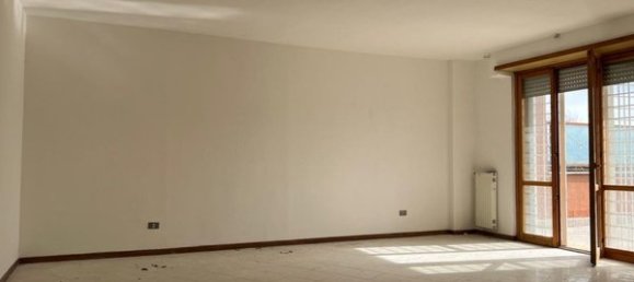 2 rooms Apartment in Rome, Italy No. 142749 5
