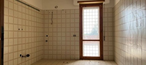 2 rooms Apartment in Rome, Italy No. 142749 17