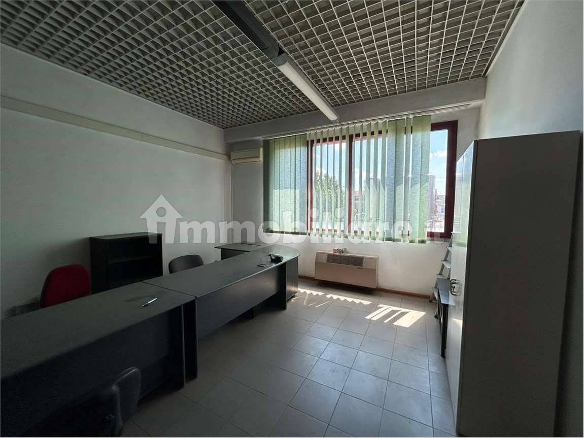 2 rooms Apartment in Modena, Italy No. 351910