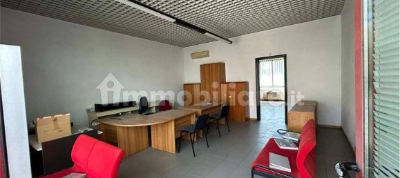 2 rooms Apartment in Modena, Italy No. 351910 5