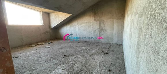 Apartamento de 8 divisões em Saviano, Italy N.º 171225 47