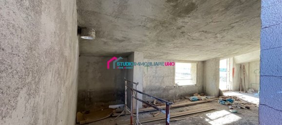 Apartamento de 8 divisões em Saviano, Italy N.º 171225 49