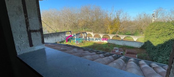 Apartamento de 8 divisões em Saviano, Italy N.º 171225 26