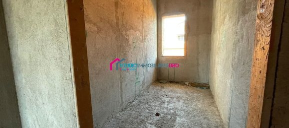 Apartamento de 8 divisões em Saviano, Italy N.º 171225 14