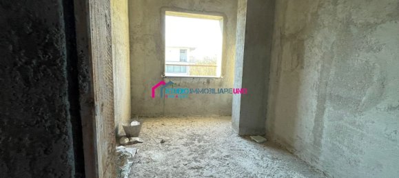 Apartamento de 8 divisões em Saviano, Italy N.º 171225 28