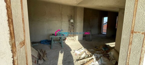 Apartamento de 8 divisões em Saviano, Italy N.º 171225 23