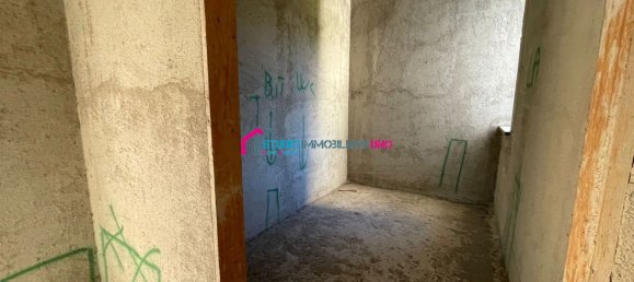 Apartamento de 8 divisões em Saviano, Italy N.º 171225 36