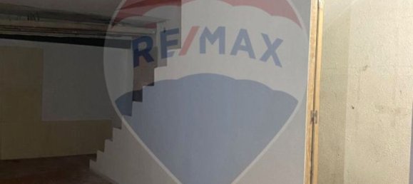 108m² Commercial property in Porto, Portugal No. 30658 14