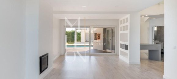 4 bedrooms House in Setubal, Portugal No. 126418 9