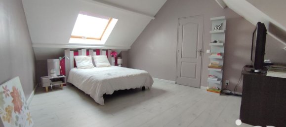 4 bedrooms House in Chartres, France No. 62434 10