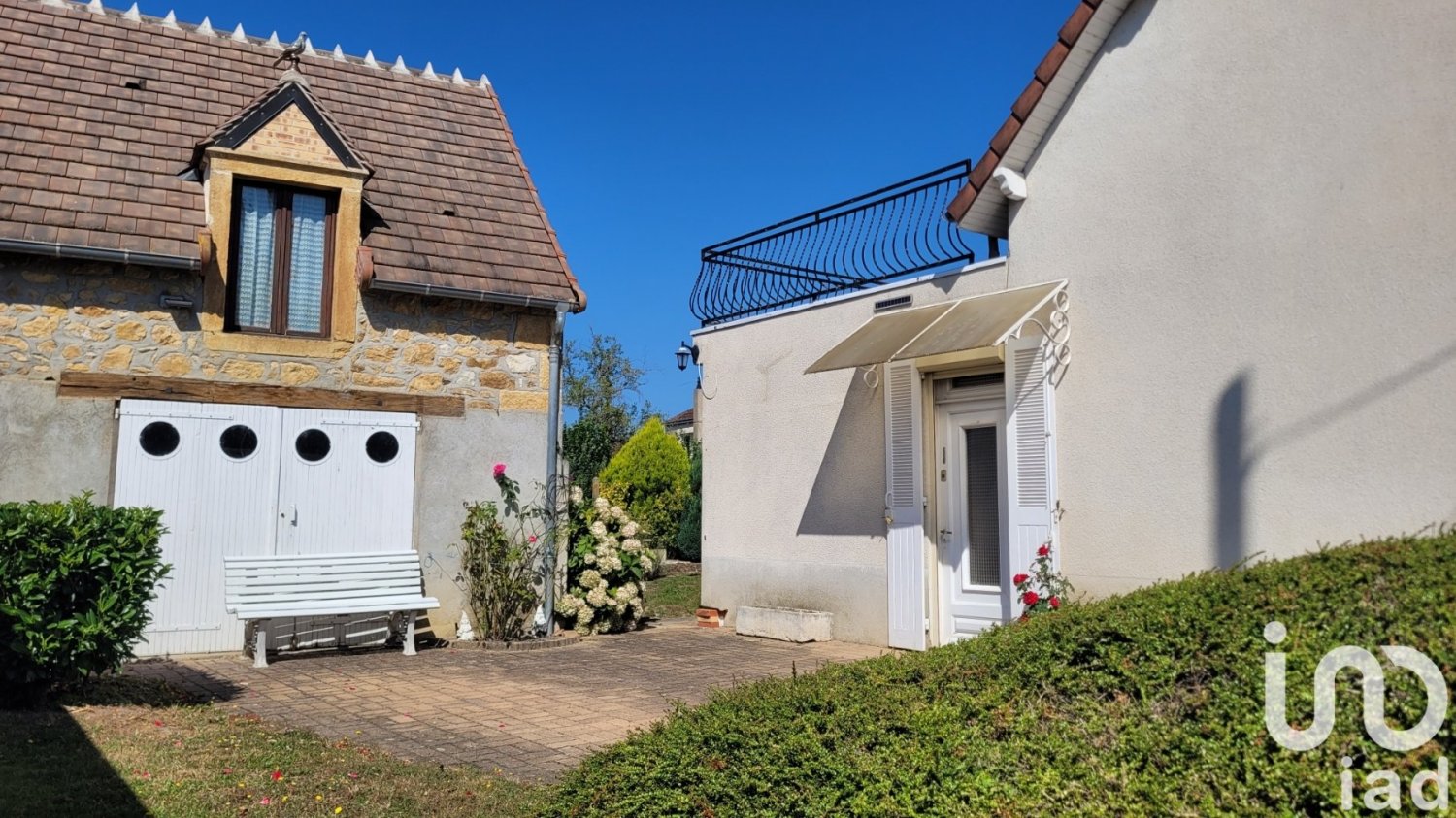 Moradia em banda T4 em Le Chatelet, France N.º 221622