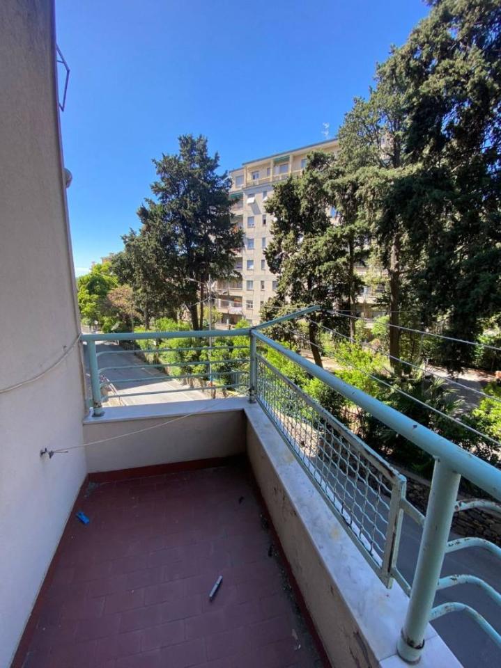 2 rooms Apartment in Genoa, Italy No. 118621