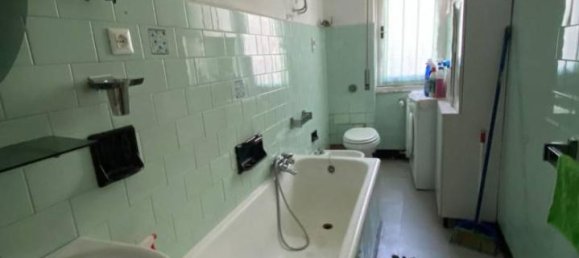 2 rooms Apartment in Genoa, Italy No. 118621 6