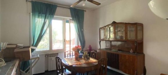 2 rooms Apartment in Genoa, Italy No. 118621 3