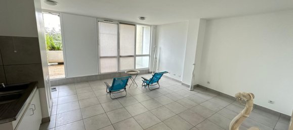 2 bedrooms Apartment in Evry, France No. 174081 5