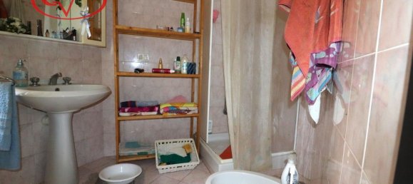 4 rooms Apartment in Montevarchi, Italy No. 272367 14