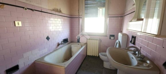 2 Schlafzimmer Haus in San Martino dall'Argine, Italy, Nr. 271581 13