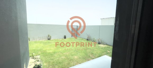 5 bedrooms Villa in Dubai, UAE No. 24560 4