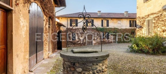 19 bedrooms Villa in Casale Litta, Italy No. 131917 2