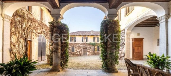 19 bedrooms Villa in Casale Litta, Italy No. 131917 13