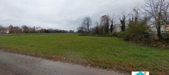 700m² Land in Udine, Italy No. 131747 7