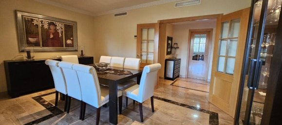 3 Schlafzimmer Wohnung in Estepona, Spain, Nr. 53004 38