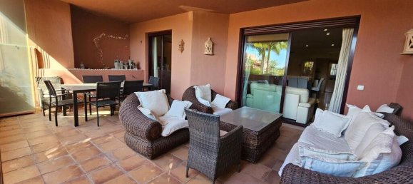 3 Schlafzimmer Wohnung in Estepona, Spain, Nr. 53004 34