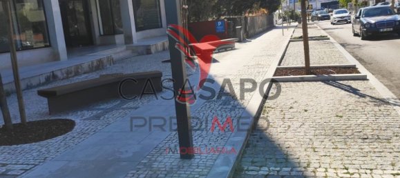 36m² Commercial property in Quarteira, Portugal No. 204197 3