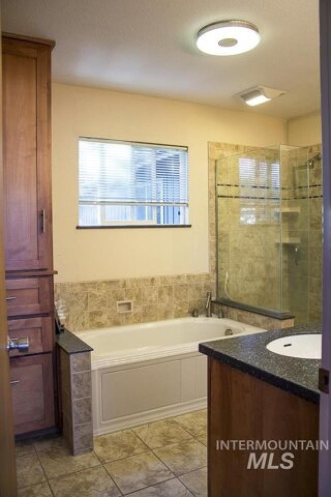 4 bedrooms House in Moscow, USA No. 420100