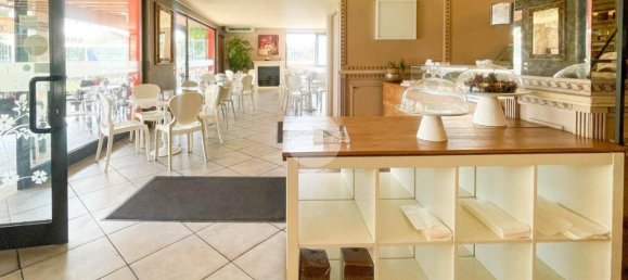 2 rooms Commercial property in Castenedolo, Italy No. 262568 17