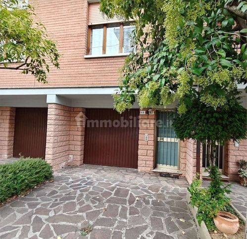 2 bedrooms Apartment in Modena, Italy No. 380455