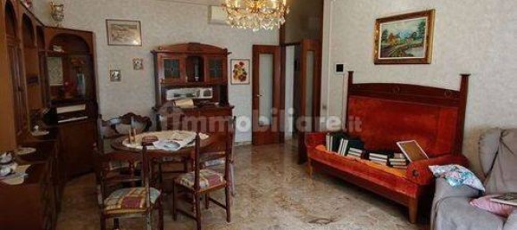 2 bedrooms Apartment in Modena, Italy No. 380455 8
