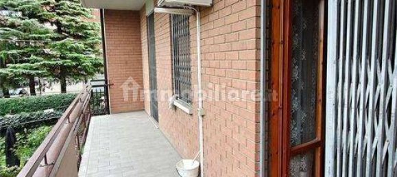 2 bedrooms Apartment in Modena, Italy No. 380455 6