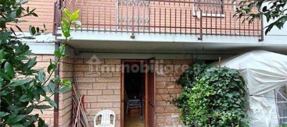 2 bedrooms Apartment in Modena, Italy No. 380455 3