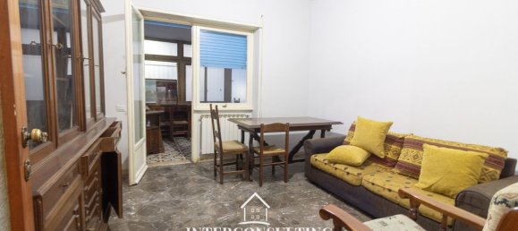 3 rooms Apartment in Rome, Italy No. 71458 2