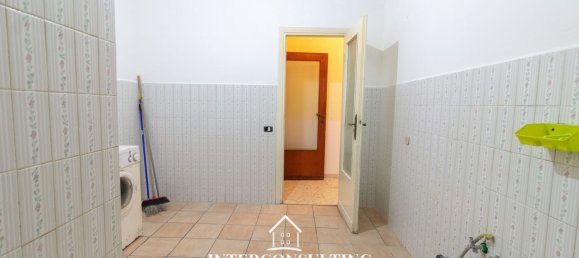 3 rooms Apartment in Rome, Italy No. 71458 13