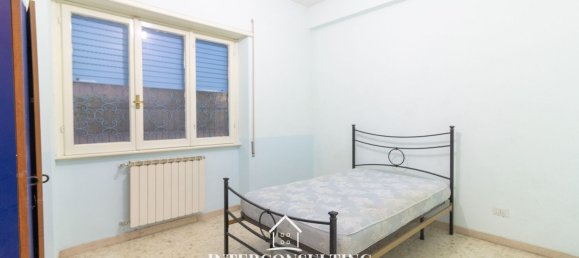 3 rooms Apartment in Rome, Italy No. 71458 4