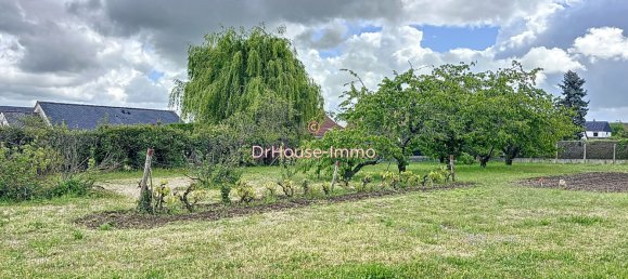 Terreno en Chateau-la-Valliere, France No. 48208 4