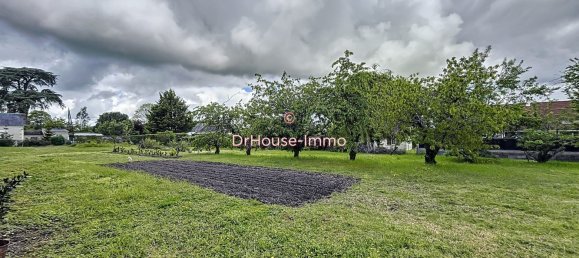 Terreno en Chateau-la-Valliere, France No. 48208 2