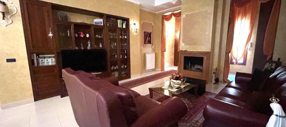 5 rooms Villa in Pulsano, Italy No. 14849 8