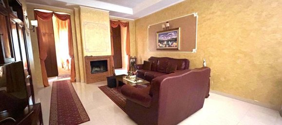 5 rooms Villa in Pulsano, Italy No. 14849 10
