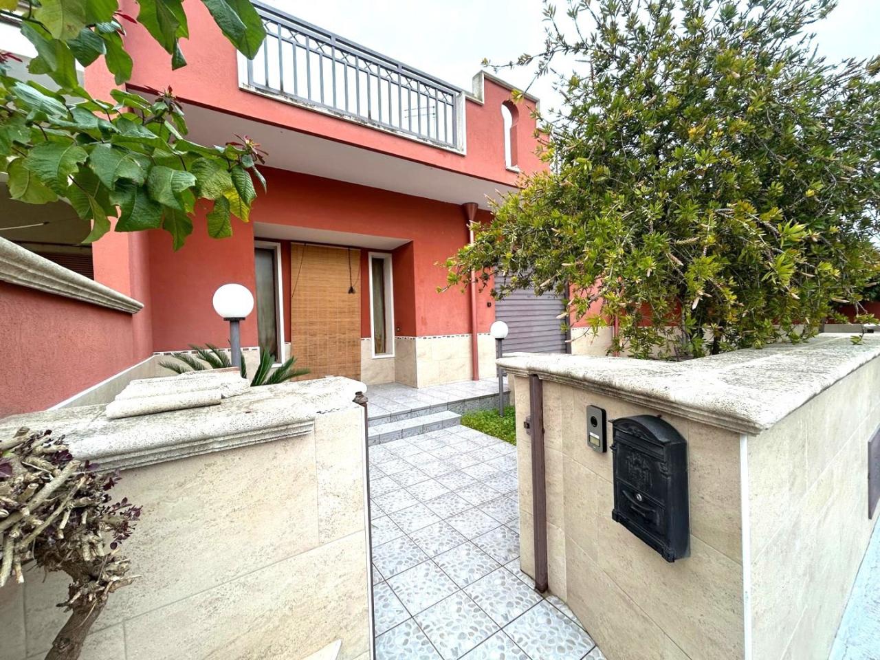 5-salle Villa à Pulsano, Italy No. 14849